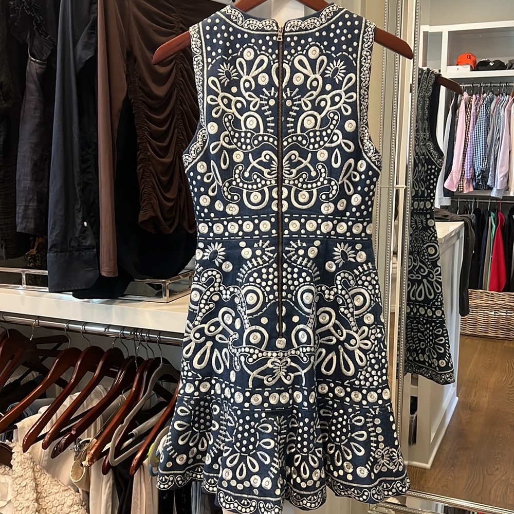Alice Olivia Rapunzel Denim Embroidered Dress size 2